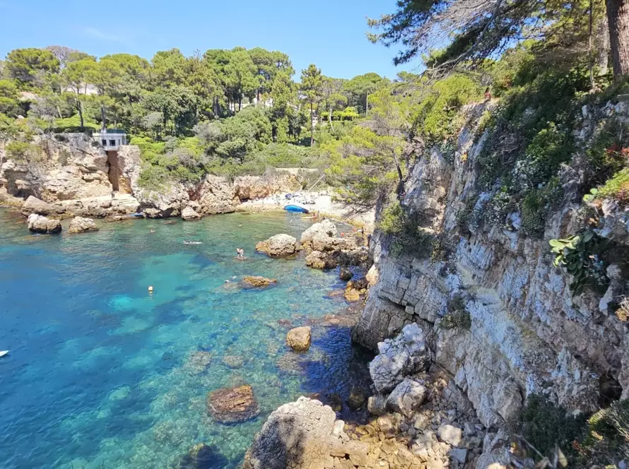 cap-dantibes-001